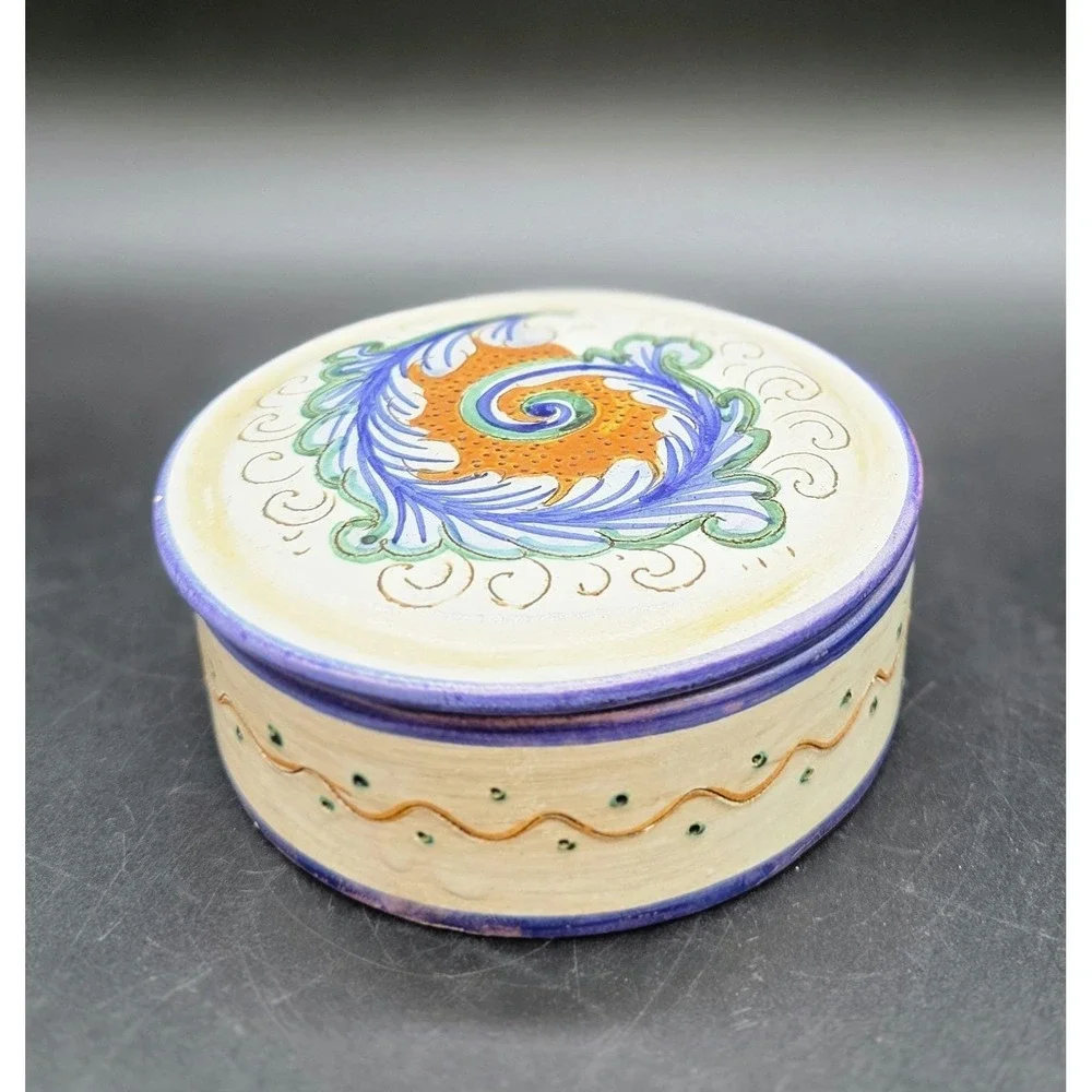 Vintage Giglioni Deruta Italian Pottery Lidded Trinket Box Round Hand Painted